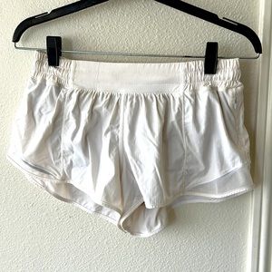 Lululemon HOTTY hot shorts white
